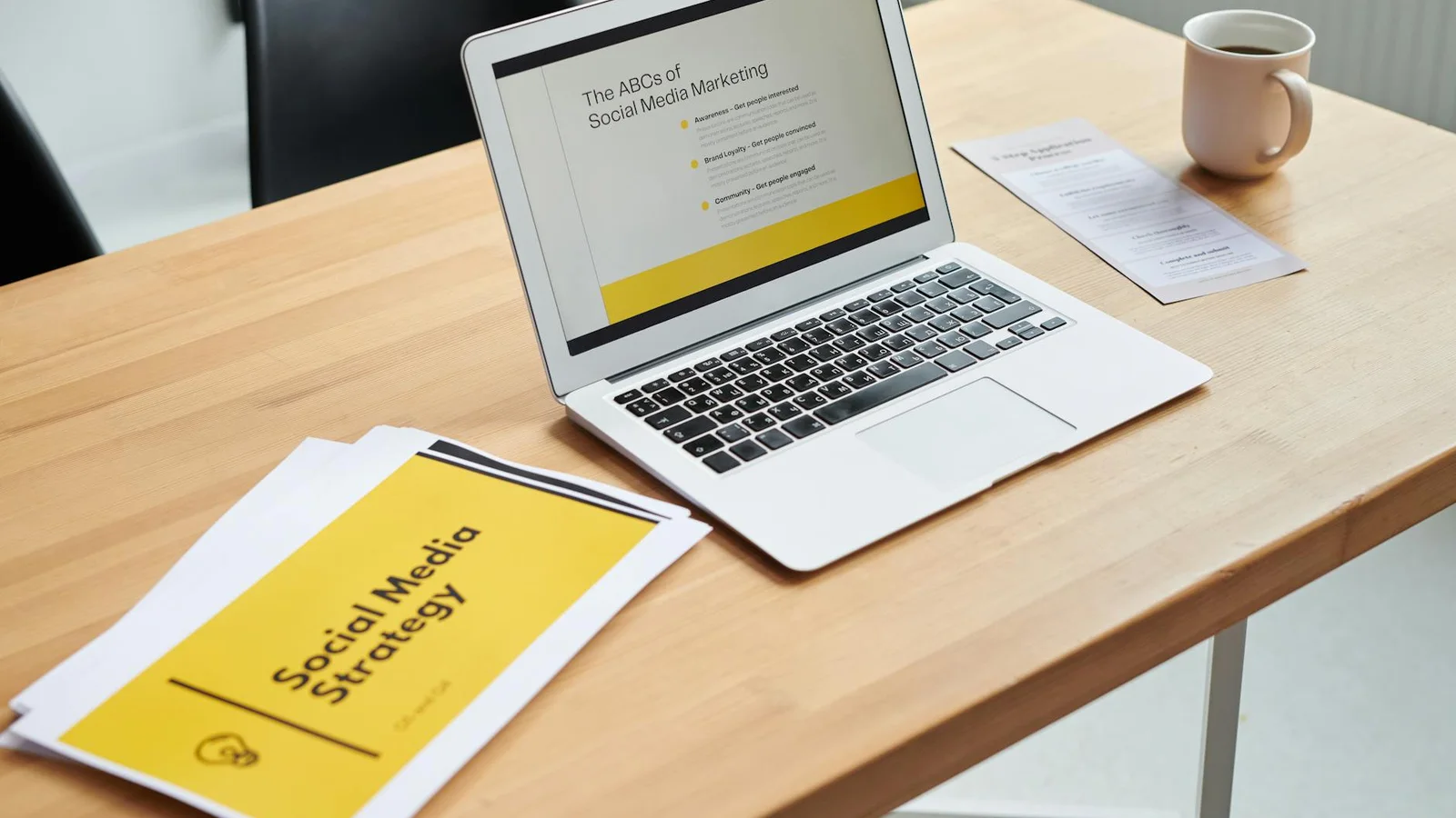 Cómo la Automatización Conversacional con IA Transforma el Marketing Digital en Colombia