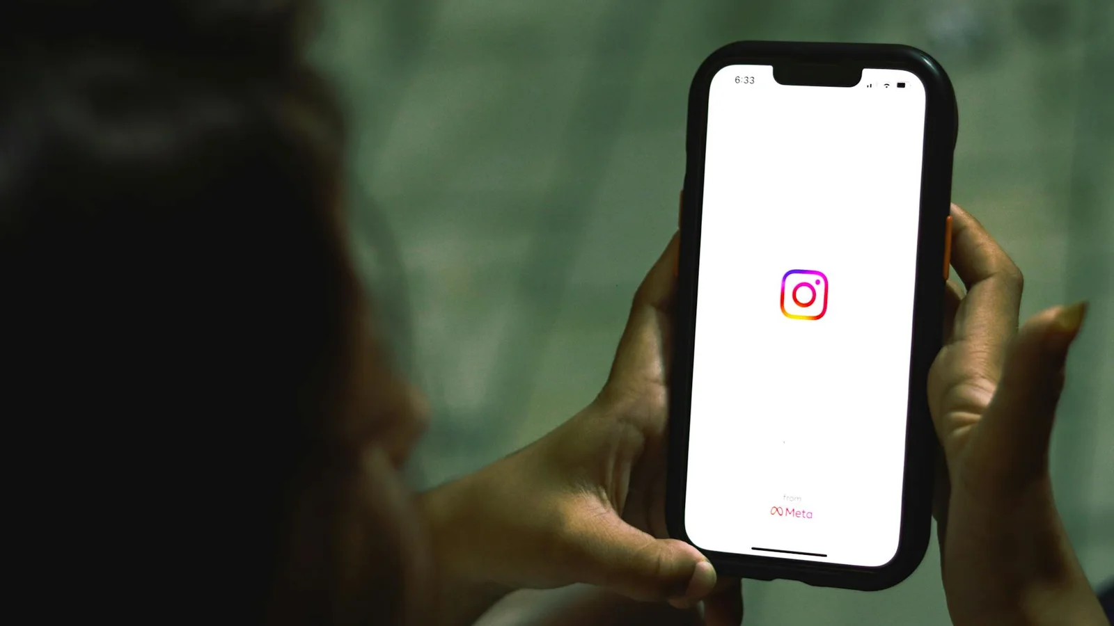 Cómo un abogado en Colombia puede automatizar Instagram con IA para responder clientes