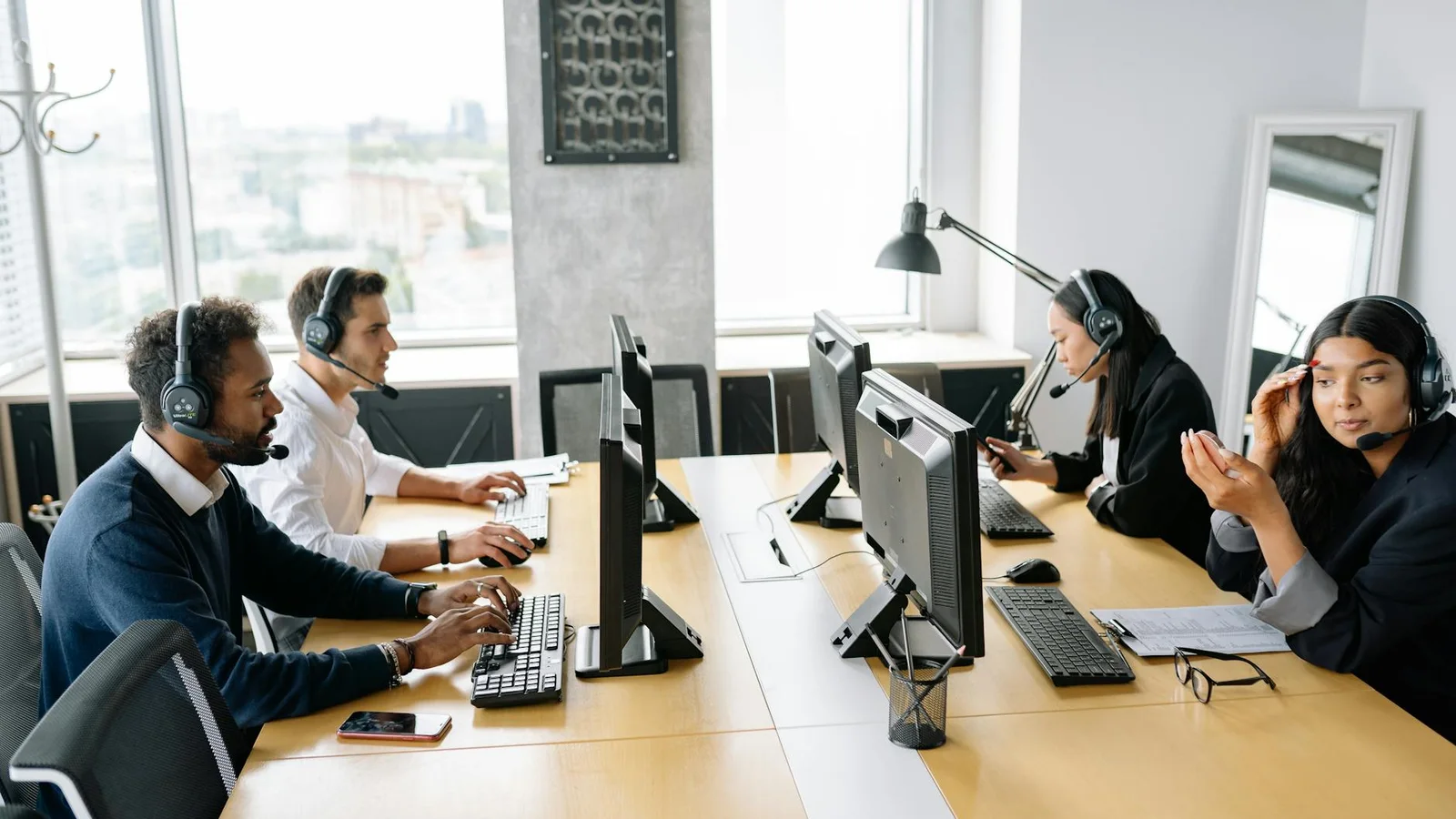 Cómo una inmobiliaria en Colombia puede automatizar WhatsApp con IA para vender más