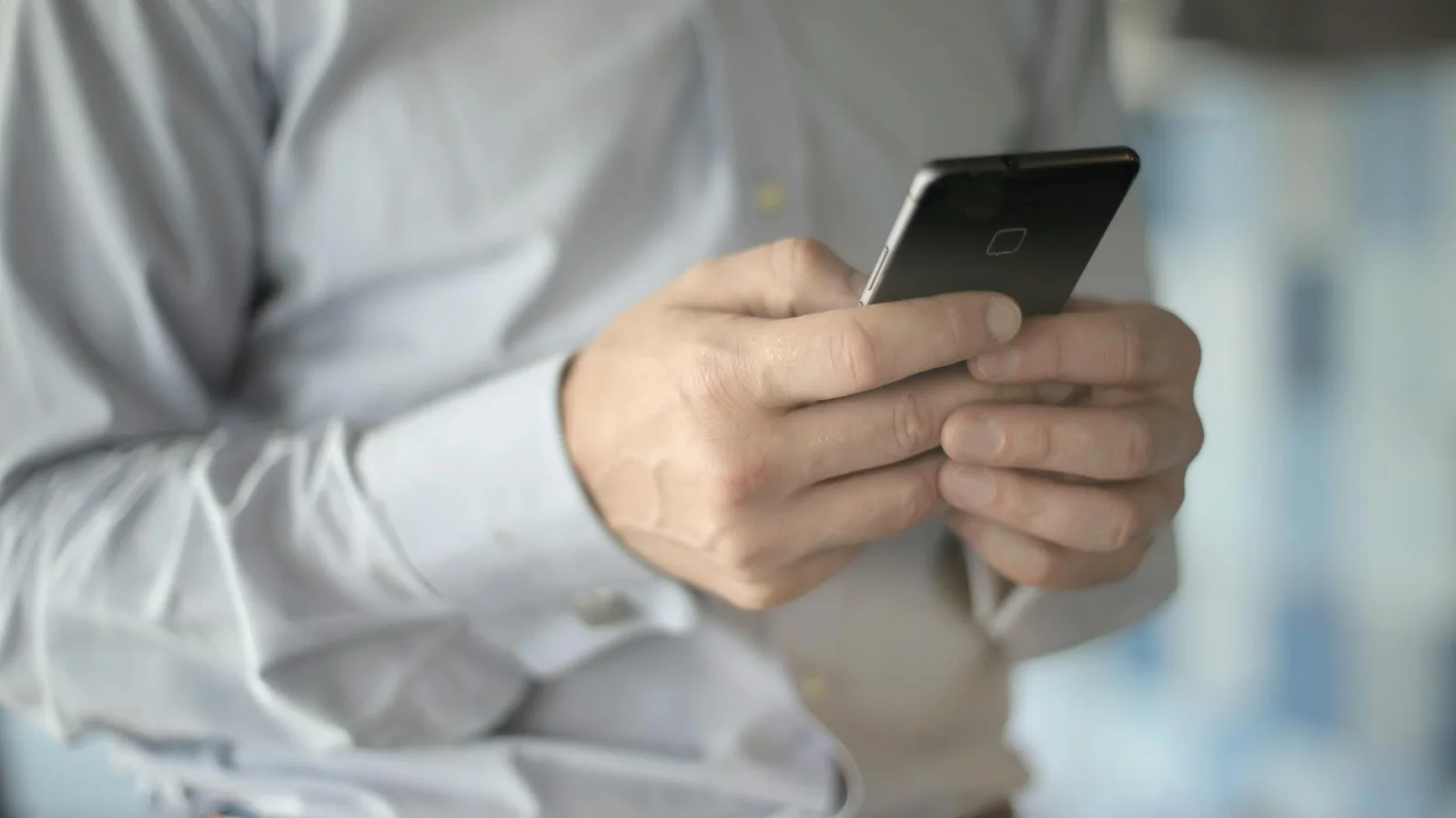 Cómo responder automáticamente mensajes después de anuncios en Colombia