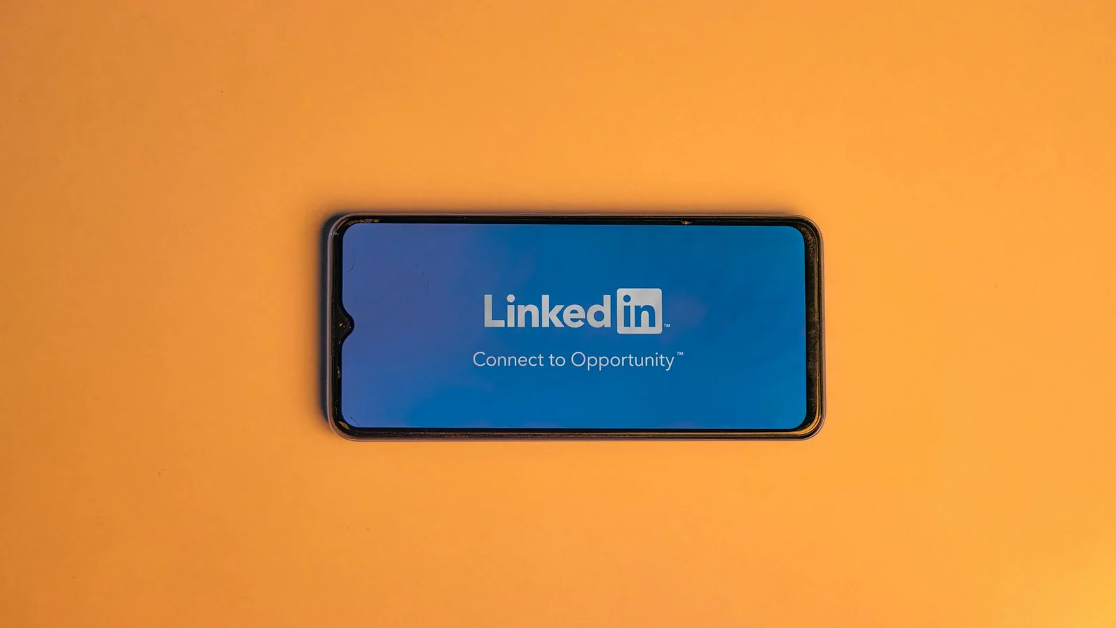 IA para anuncios en redes sociales: cómo automatizar la atención y aumentar ventas en Colombia