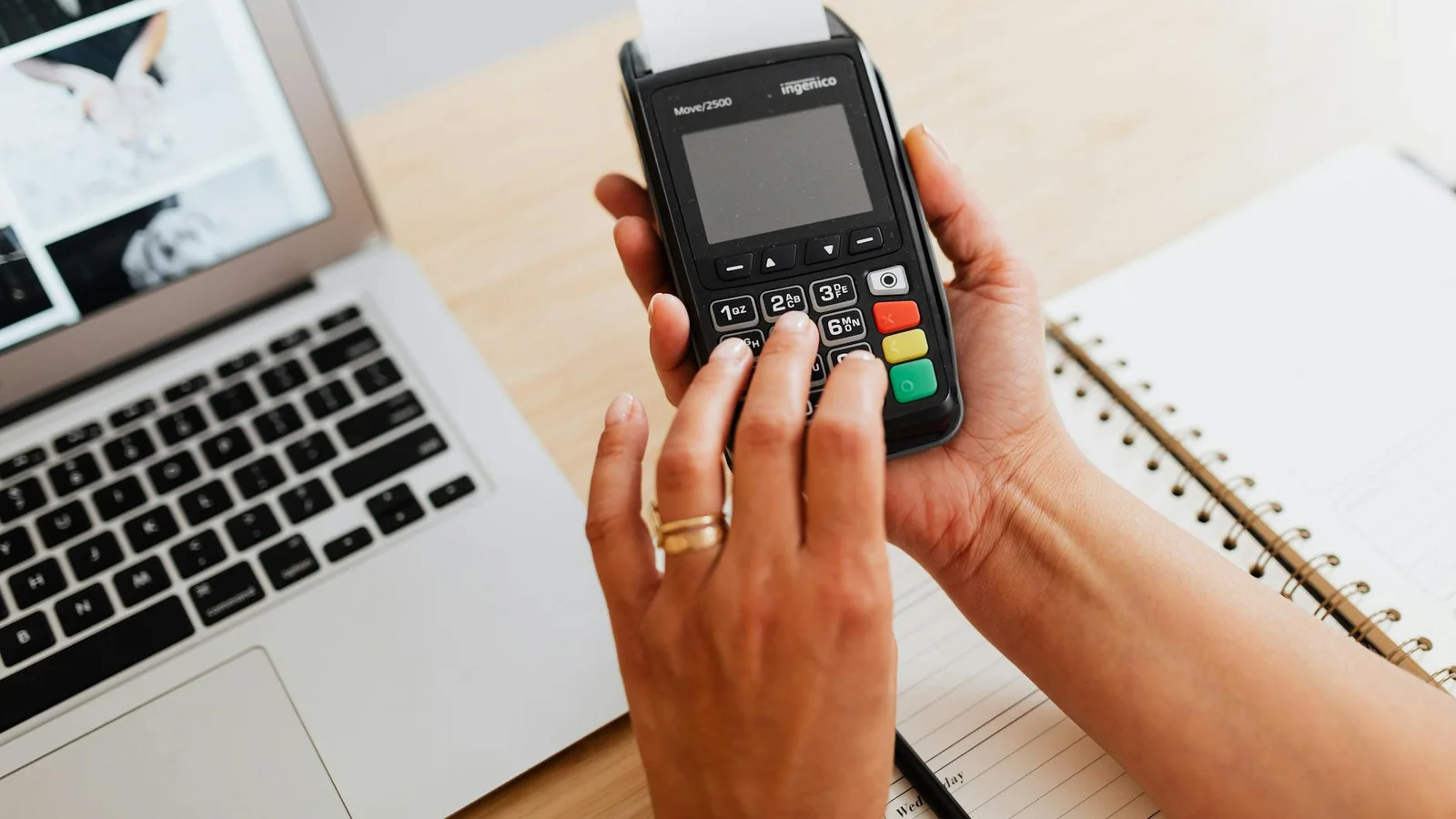 Negocios en Tunja que venden automáticamente: cómo la IA transforma la atención al cliente